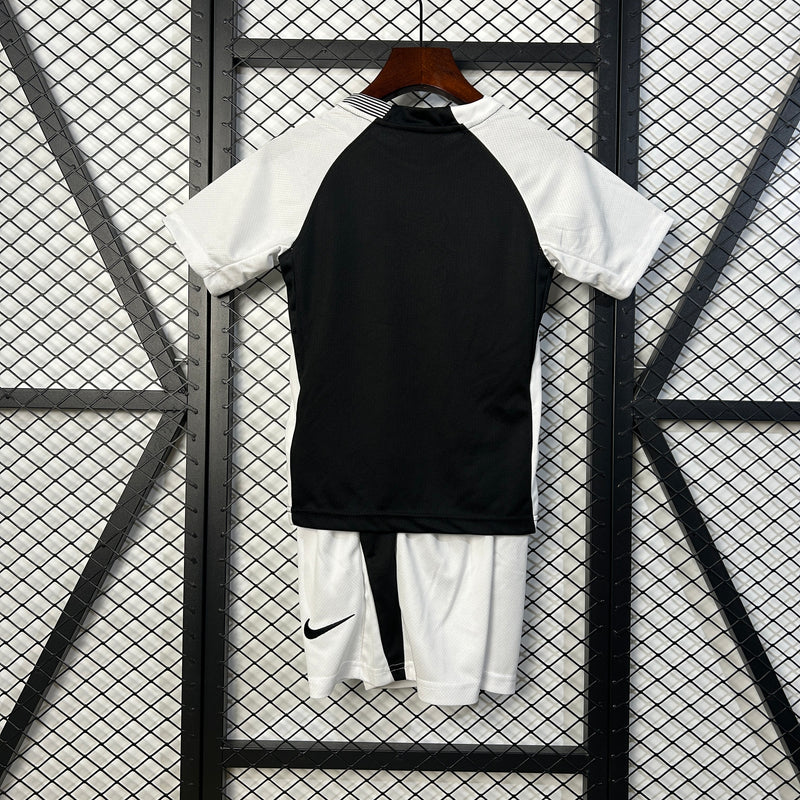 KIT INFANTIL DO CORINTHIANS 25/26 PRETO E BRANCO