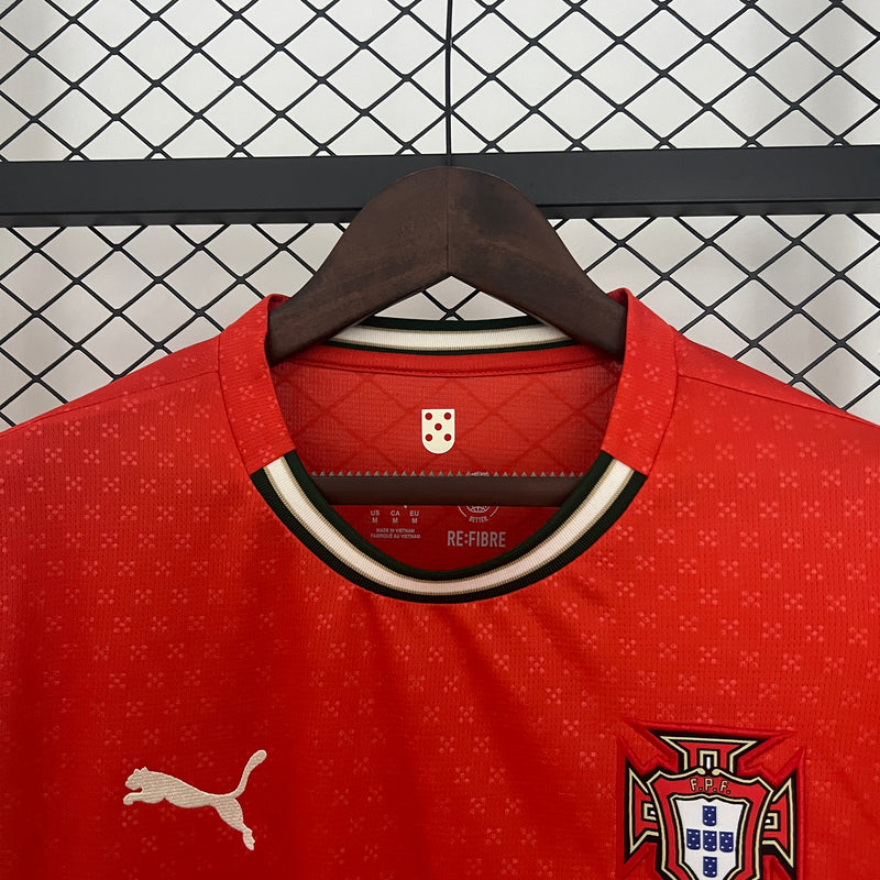 CAMISOLA DA SELEÇÃO DE PORTUGAL 25/26 VERMELHO