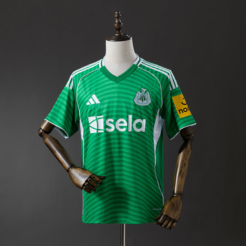 Newcastle 25/26 Green Jersey